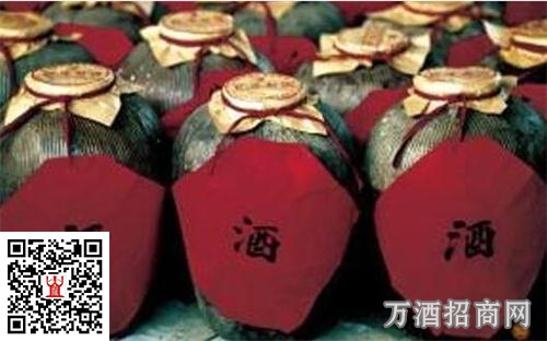 什么是年份酒、窖龄酒、新酒与陈酒？什么是酒标？
